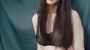 男の娘オナニ－Japanese crossdresser teasing