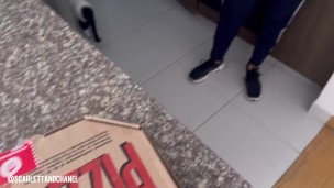 Food delivery Innocent does not know that they have already paid for the pizza!!!