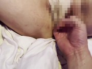 【人妻　個人撮影】※音量注意※　イってるのに手マンで責め続けられた結果、頭真っ白でイキ続ける。連続イキで色んなお汁が♡ 14/16