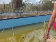 Sexo a três com pau enorme... ele goza em nossos peitos depois de foder por muito tempo 1/16