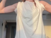 teasing skinny girl show biceps 16/16