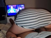 VOY A LA FIESTA UNIVERSITARIA EN VESTIDO CORTO Y TERMINO SALTANDO ENCIMA DE UN DESCONOCIDO 2/16