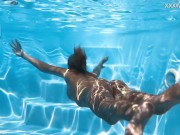 Babe Eyla Moore makes everyone hard as a rock 12/16