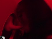 MÄDCHEN AUS DEUTSCHLAND DAS ERSTE MAL AM GLORYHOLE 14/16