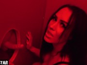 MÄDCHEN AUS DEUTSCHLAND DAS ERSTE MAL AM GLORYHOLE 9/16