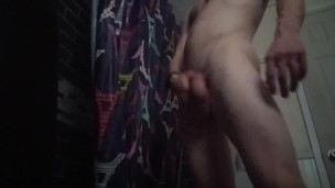 I want to be fucked so bad !!!!!