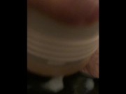 Je lèche sa chatte pour l’exciter