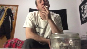 I Smoke, Show My Soles Off & Ignore You