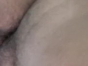 Masturbando minha bucetinha peluda até gozar - Parte 2/2