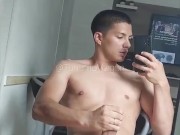FITNESS MODEL MASTURBATING HIS HUGE COCK 12/16