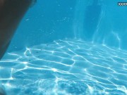 Fun Hungarian babe Zazie Skymm swims naked and horny 15/16
