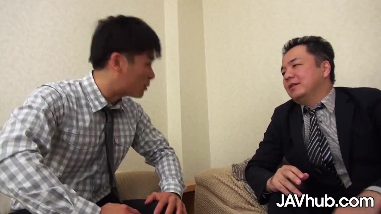Hot Japanese slut will do anything to get a raise at work - RedTube