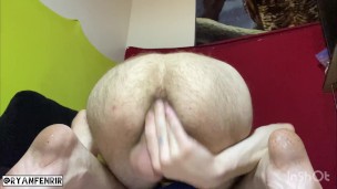 Ryan Fenrir Self-Fucking his own Asshole