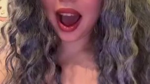 Sexy TikTok slut Vanilla Faith