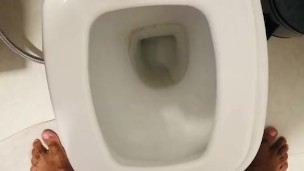 Feet and pissing