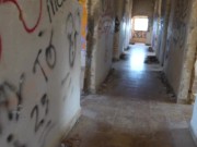 Un italiana pompinara in vacanza a Tenerife spompina straniero vicino alla chiesa! 1/16