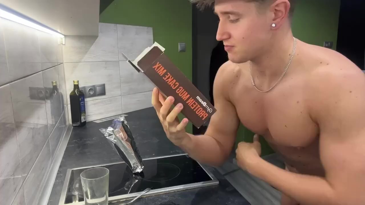 ВОЛШЕБНОЕ ПЕЧЕНЬЕ - Голая Готовка - Бесплатное секс видео - RedTube