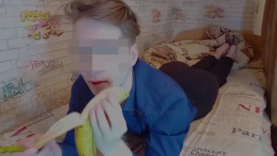Just guide how to eat (suck) banana (blowjob, deepthroat)