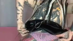 Gótica Culona Caliente se masturba hasta mojarse toda Melissa Rabbit Full video OF