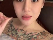 喷泉乔老师】震惊！非著名网黄乔老师的老公居然是一个大巴车司机。添加 了解更多信息 - Screenshot 11 of 16 - HD