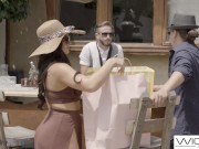 Lexi Victoria gets her ass massaged and her pussy fucked 5/16