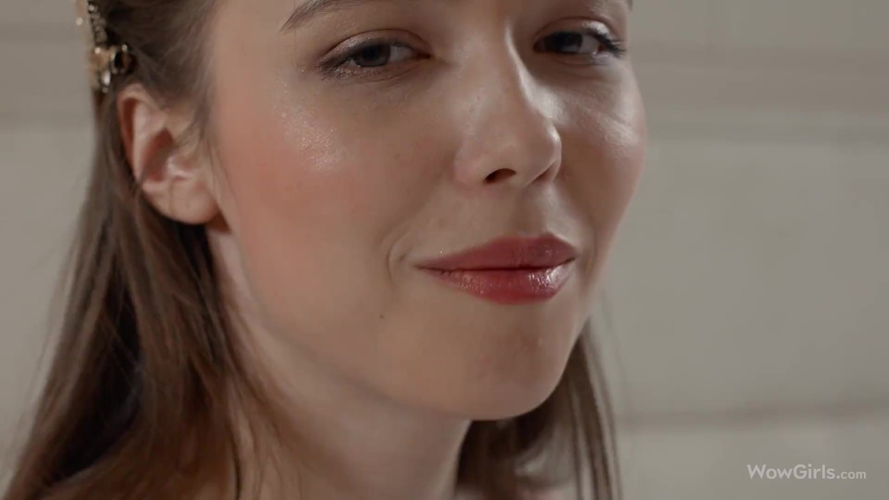 WOWGIRLS Beautiful Ukrainian model Mila Azul rubbing and fingering her pussy in front of the camera - RedTube