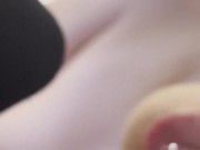 【人妻 個人撮影】フェラチオの舌使いがエロすぎ 溢れてくるカウパーを美味しそうに味わう フェラ大好き♡ 1/16