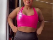 Morena gostosa rebolando a bunda 14/16