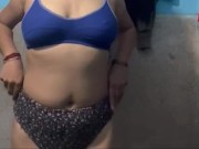 Desi Padosan bhabi ne apne boyfriend ko bhejo nude bath video.... 1/16