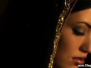 Indian Brunette Woman Is Lovely And Talented When Naked 1/16