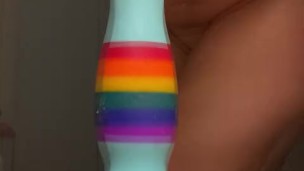 Travelling alone, satisfying basic needs