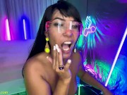 squirting milf gets all holes filled 16/16