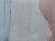 hottie likes to play in the bath and shows off her sexy ass 10/16