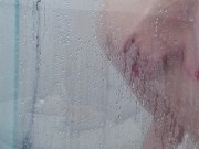 hottie likes to play in the bath and shows off her sexy ass 9/16