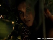 Beautiful and Sensual Indian Diva Showing Off Her Body 1/16