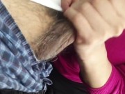 年の差カップル　車中でたまらずフェラごっくん 12/16