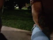 Arrisquei uma masturbação no ponto de onibus ao lado de uma linda ruiva. 13/16