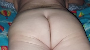 Dodgechargerpppppp 129 posing in bed nude showing ass angles!