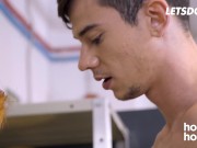 Mini Vampp Is In For Some Raunchy Hostel Fuck - LETSDOEIT 1/16