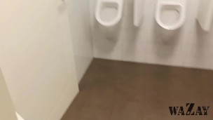 Univeristy exhib toilet fag 🧻
