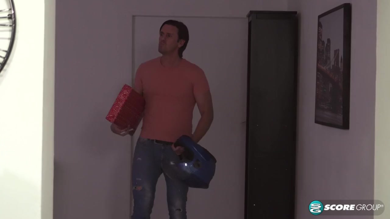 Caroline Hamsel Takes A Special Delivery Up The Ass - Free Sex Video - RedTube