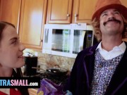 Lucky Girl Sia Wood Has Found The Golden Ticket! 7/16