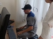 Dona de casa recebe tecnico para concerto de seu computador! 7/16