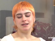 Ersties - Die freche Emi beantwortet intime Fragen und befriedigt sich selbst 14/16