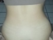 Ricos sentones de Hermosa Colegiala