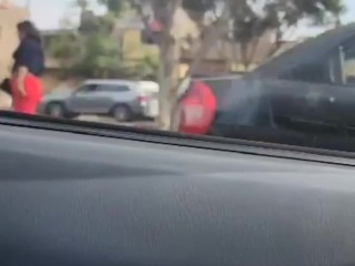 Me encuentro con mi yerno para conversar y me convence de ir a su cuarto …me rompe mi colita 🍑