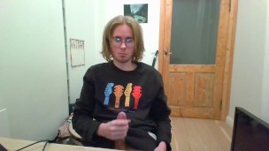 Afterschool webcam special - jerking off for hours