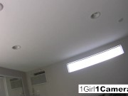 Sexy Annie Cruz Licks Her Squirtjuice! 3/16