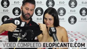 PEQUITAS INTERCAMBIA LA TANGA CON ELO PODCAST EN EL CUARTO PICANTE