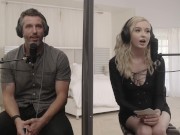 PETITE BLONDE QUEEN Lexi Lore Brings Da Energy For Her Hot Blind Date 1/16